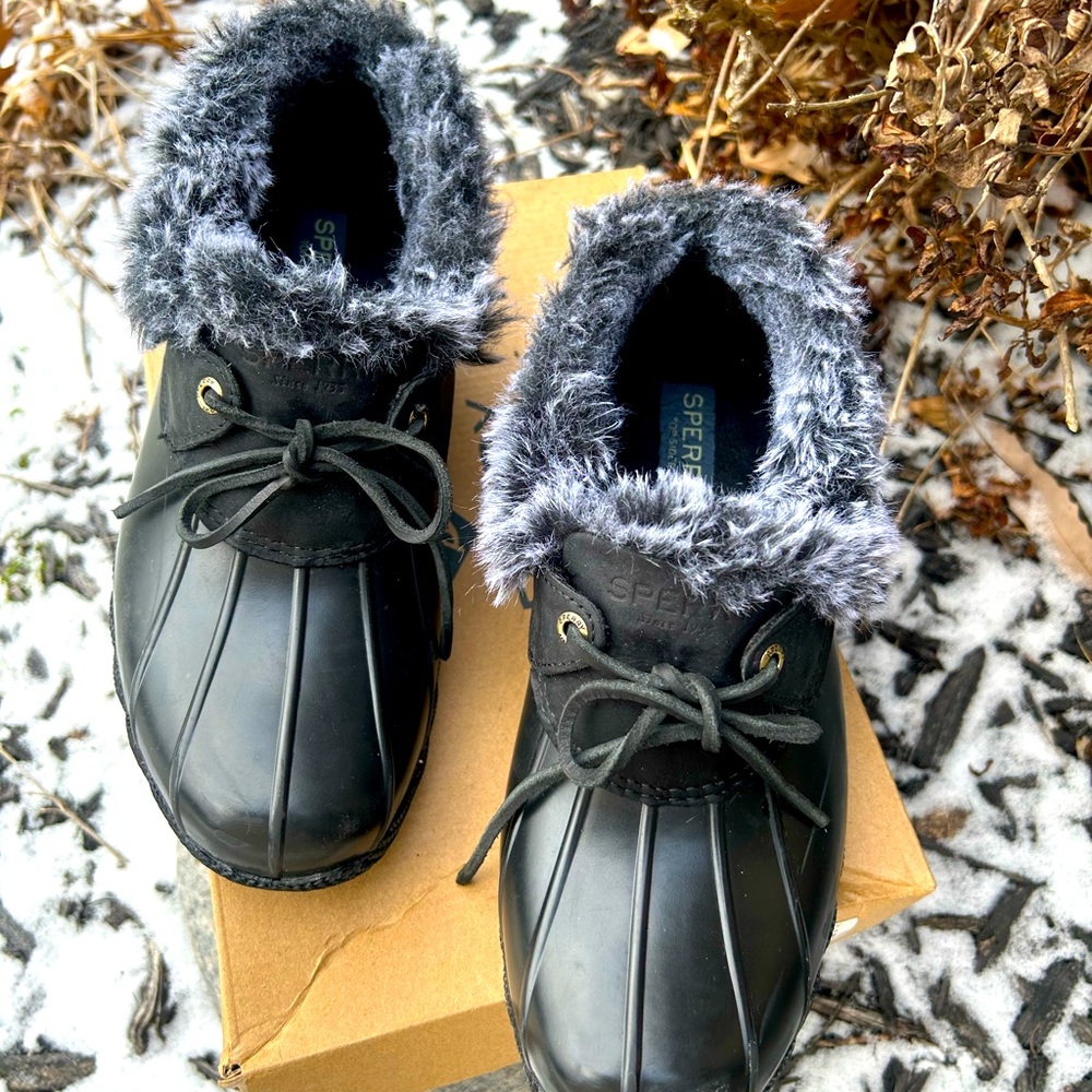 🧿Sperry Saltwater 1 eye cozy duck boot